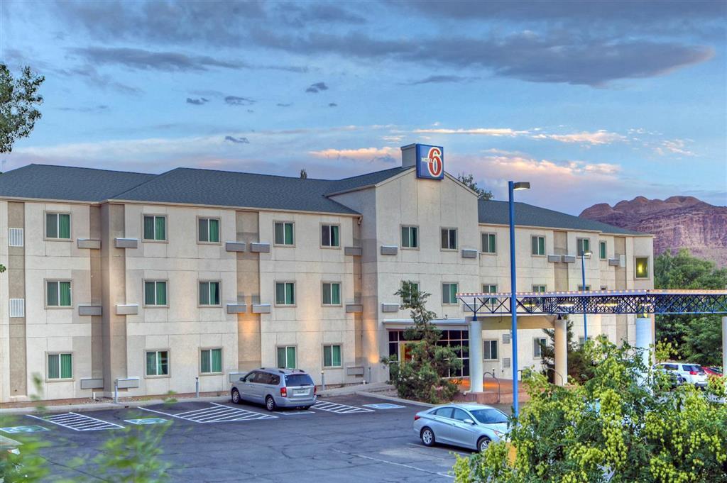 Wolfe'S Moab, Adult Only Hotel Exteriör bild